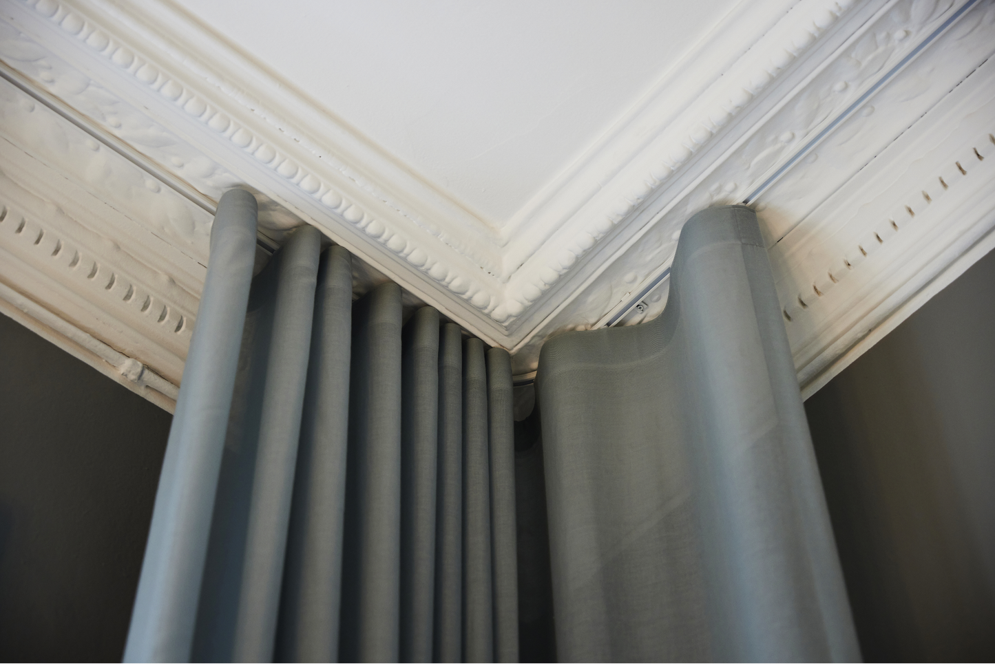 Klassisk Hvid Gardinskinne 520