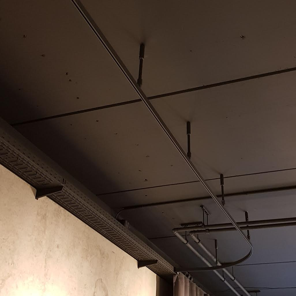 16 mm loftstøtte til 5001 gardinskinne